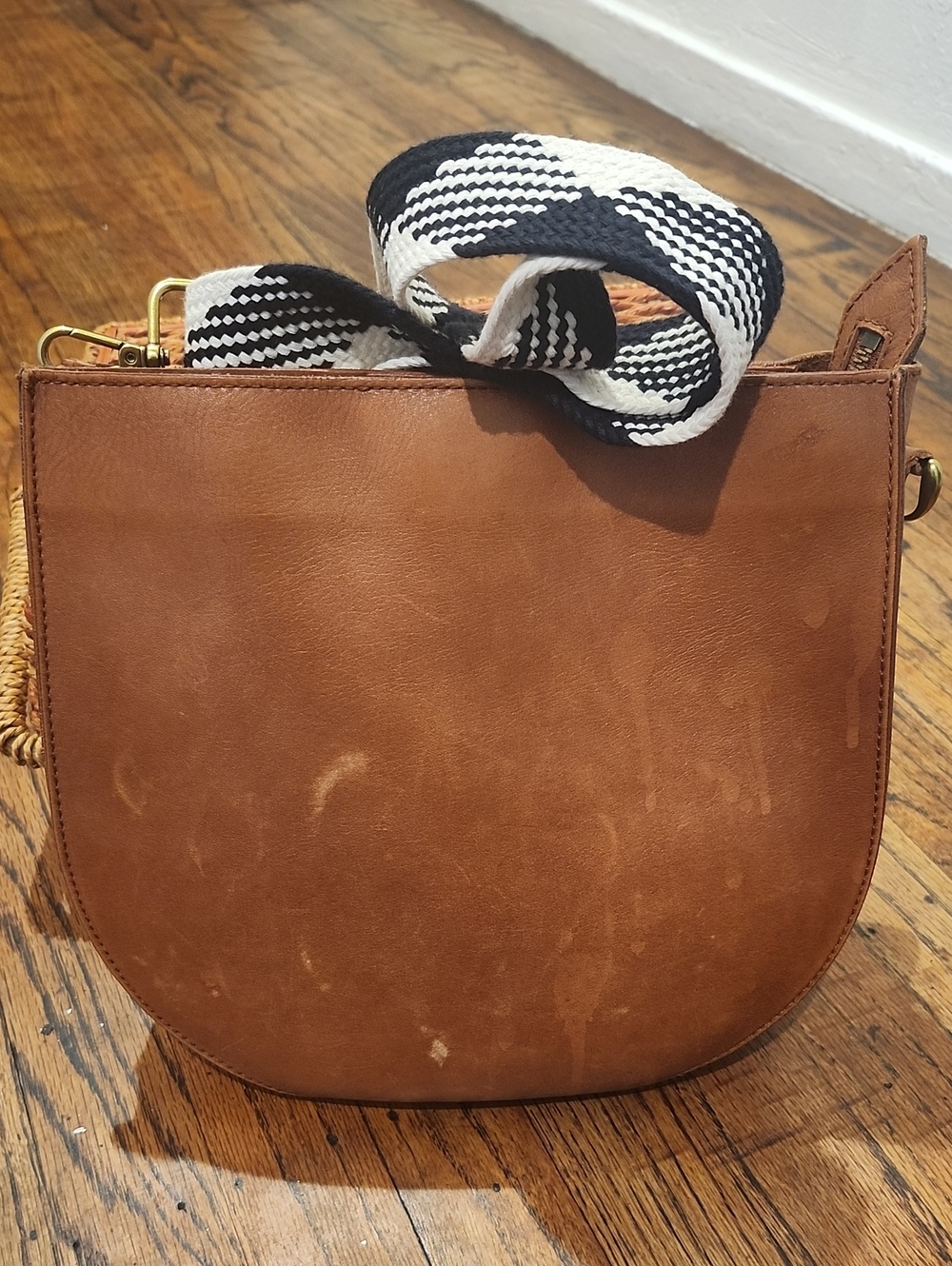 Madewell The Transport Saddlebag: Wave Strap Edition – English Saddle Leather - Picture 1 of 11